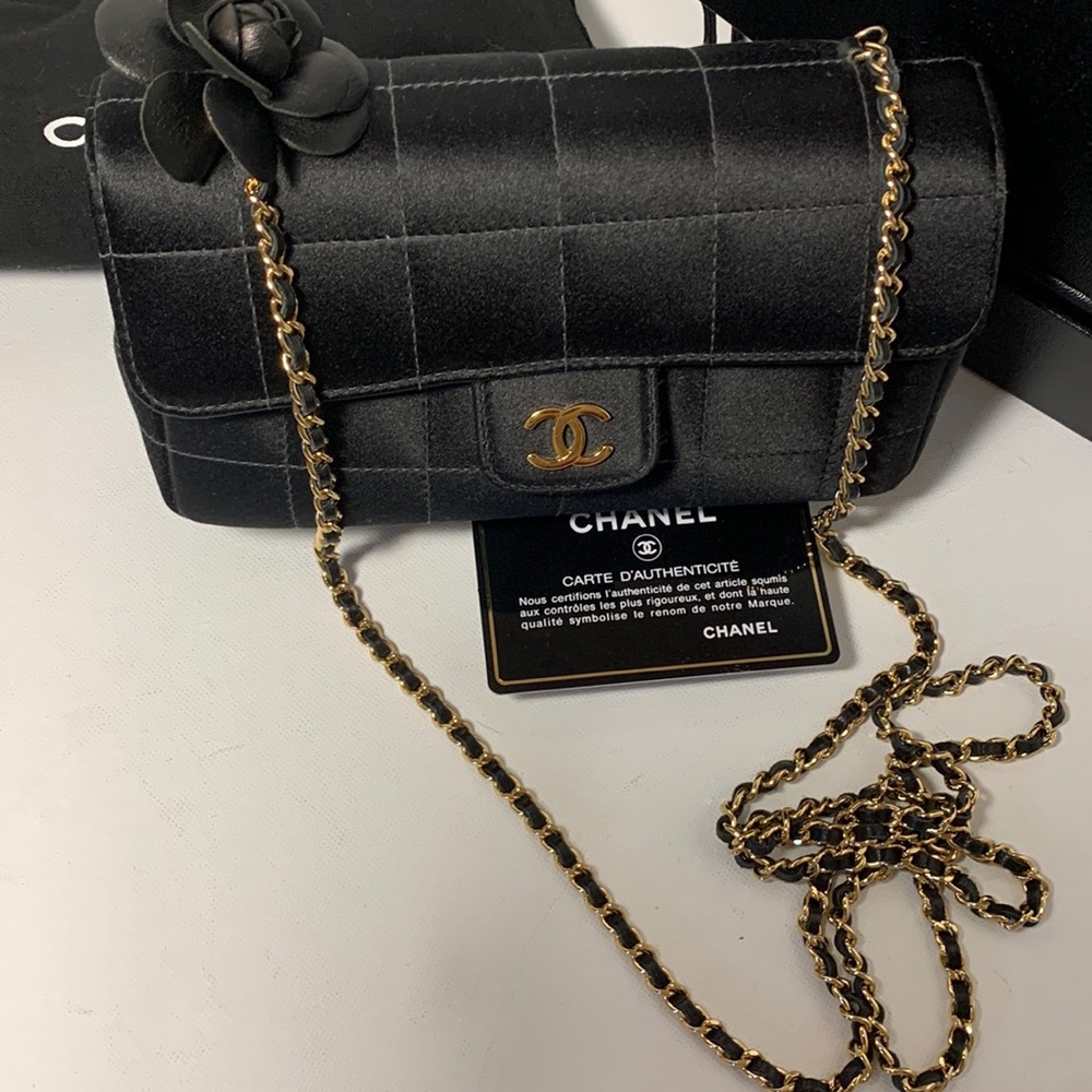 CHANEL Iconic Y2k Quilted Camellia Flap Bag Black Vegan Satin CC Gold Chain HW - Picture 11 of 15
